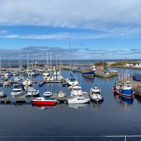 Harbour And River View, Beach 50M From Doorstep & Free Parking Nairn Exterior photo